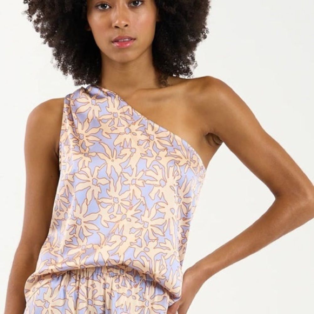 SUNDAYS | NEW Oak One Shoulder Blouse Floral Collage Blue Tan Women’s Size Small